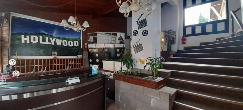 Hotel De Cine Las Golondrinas فيلا جيزيل المظهر الخارجي الصورة